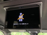 【フリップダウンモニター】大画面モニターで後席でもエンタメをお楽しみいただけます。小さなお子様にも大人気の装備です♪