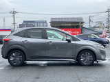 日産ワイド保証☆1年間,走行距離無制限保証付。期間内は信頼の全国日産ディーラーにて保証が受けられます。有料にて保証延長(ワイド保証プレミアム)もOK。最長プラス2年間。