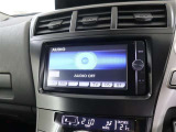 CD/DVD再生機能付き、フルセグTV視聴が可能、シンプルな操作のTOYOTA純正ナビゲーション。