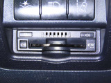 ナビ連動のETCを装備しております。