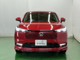 LEDヘッドライトを装備しています。LEDヘッドライトはとても明るく、雨の日や夜間走行も安全・安心です。オートライトコントロール付きで周囲の明るさに応じて自動で点灯・消灯します