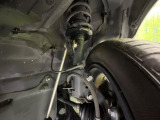 お車を安心してお乗りいただく為には、足回りの定期点検が欠かせません。サービスサポート(有償保証)では無料点検もご提供しており、安心のカーライフをお過ごしいただけるサポート体制が整っています。