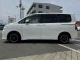 当社は買取にも自信がございます★ライン等で画像をいただくことで概算査定を承っております!まずはお問い合わせを★