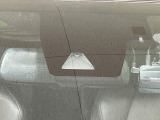 【トヨタセーフティセンス】走行中に前方の車両等を認識し、衝突しそうな時は警報とブレーキで衝突回避と被害軽減をアシスト。より安全にドライブをお楽しみいただけます。
