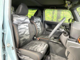 運転席シート廻りは使用感も少なく、良好な状態となっています。丁寧に使われていたことがよくわかりますね。