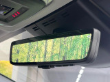 【デジタルインナーミラー】後席の大きな荷物や同乗者で後方が確認しづらい時でも安心!カメラが撮影した車両後方の映像をルームミラー内に表示。クリアな視界で状況の確認が可能です!