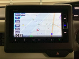 ナビゲーションはフルセグTV、インターナビ対応のGathers純正メモリーナビを搭載しています。Bluetoothオーディオ機能がありますので、スマートフォンなどの音楽も再生できます。