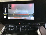 後方の見にくい視界もバックモニターで確認サポートして駐車時も安心☆