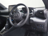 運転席の様子です。見通しもよく運転しやすい空間になっています。