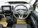 セレナ 1.2 e-POWER ハイウェイスターV 