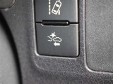 衝突回避支援パッケージ「Toyota Safety Sense」において、昼間の歩行者も検知対象に加えた「プリクラッシュセーフティ(レーザーレーダー+単眼カメラ)」を採用しています。
