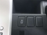 【片側電動スライドドア】運転席からでもオートでスライドドアの開閉が可能!同乗者にも優しく、とっても便利な機能です☆
