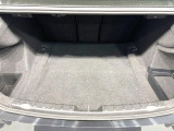 ●トランクルーム:趣味が広がる収容スペース!これだけの広さがあればお買い物やレジャーなどにも最適です!使用感も少なくきれいな状態を維持しております。