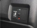 ◆片側電動スライドドア◆狭い駐車場でも乗り降りが楽々♪お子様が隣の車にドアを当ててしまう心配もございません!小さなお子様連れの方もこれで安心。
