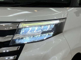 LEDヘッドライトです。デザイン性がよくとても明るいので、夜間の走行や悪天候でも安心です。しかも長寿命!