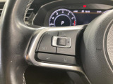◆クルーズコントロールにレーダーセンサーを組み合わせ、先行車を測定し設定されたスピードを上限に自動で加減速を行います。一定の車間距離を維持することで、長距離走行でのドライバーの疲労を低減させます。