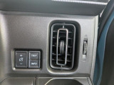 運転席のエアコン吹き出し口です。