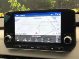 【純正9型ナビ】人気の純正ナビを装備しております。ナビの使いやすさはもちろん、オーディオ機能も充実!キャンプや旅行はもちろん、通勤や買い物など普段のドライブも楽しくなるはず♪