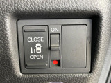 【パワースライドドア】スマートキーや運転席のスイッチでスライドドアの開閉が可能♪電動だから力を入れてドアを開ける必要が無く、小さいお子様でも、重い荷物を持っている時もラクに開け閉めできます♪
