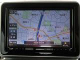 住所・電話番号・ジャンル・周辺施設などをスピード検索。もちろん自宅を登録しておくと、帰り道もクイック誘導。気になるあのスポットへ&hellip;ナビゲーションをセットして愛車と一緒にお出かけしてみませんか?