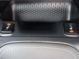 運転席・助手席にはシートヒーターが付いております!寒い冬でも快適にドライブできますね♪(^▽^)