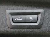 BMWライフをさらに素晴らしいものにするために、BMWカードもご用意しております。ご利用金額1,000円ごとに1ポイントたまります。BMW正規ディーラーでのご利用につきましてはポイントが2倍になります。