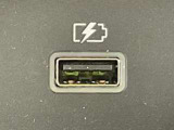 前席USB電源です。