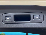 【パワーバックドア】スマートキーや運転席のボタンを押すだけでリアゲートが自動で開閉します!荷物を持っている時や、高い位置にあるバックドアを閉める際に便利な機能です♪
