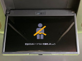 【フリップダウンモニター】大画面モニターで後席でもエンタメをお楽しみいただけます。小さなお子様にも大人気の装備です♪