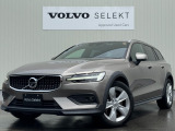 2022年モデルV60 Cross Country B5 AWD入庫致しました!