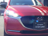 アダプティブLEDヘッドライト カメラや車速センサーと連動して、ハイ、ロー、ワイドローのLEDライトを常に最適な配光に自動制御する優れものです!