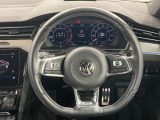 良い意味でVWらしくないArteon。ファミリーカーの枠を超越したデザイン、最新の装備、VWを皆様に。