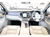詳細お問い合わせは、VOLVO CAR 姫路まで。079-292-5481