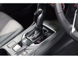 ミッションはストレート型CVTマニュアルモード付、CVT車ですがマニュアル感覚で運転操作ができます!