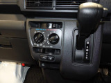 3モードを選択できる電子制御式4WD