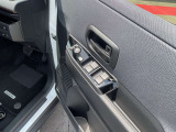 パワーウインドウスイッチ周りきれいな状態です。
