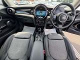 こちらのお車はMINI NEXT鶴ヶ島に展示中です。☆お問合せをお待ちしてます!
