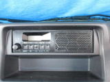 AM/FMラジオが装備されています。