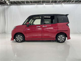 両側パワースライドドア付きだから、狭い駐車スペースなどでの 乗り降りラクラク!小さなお子さまのいるご家庭には嬉しい装備。