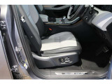 シートヒーター&クーラーを完備した多機能な運転席!使用感が出やすいサイドサポートも含め、擦れやへたりの少ない大変綺麗なコンディションを維持しています!