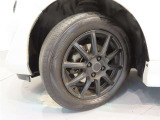175/65R15。