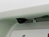 ナビゲーション等を装着した場合にバックするとき後方の安全確認ができるバックカメラが付いてます