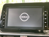 【大画面ナビ】人気の大型9インチナビを装備。存在感のある大画面はインパクト大!ナビ利用時のマップ表示は見やすく、テレビやDVDは臨場感がアップ!いつものドライブがグッと楽しくなります♪