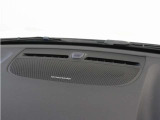 【harman/kardon】世界のオーディオファン垂涎のプレミアムサウンドシステムを搭載。原音に近い音場空間を忠実に再現。乗る人すべてに最良の音響体験を提供します。