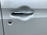 キーをポケットに入れたままでもドアのロック&アンロックができ、雨の日や、荷物の多い日に大活躍!
