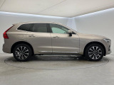全国のVOLVOからお取り寄せが可能※!遠方の店舗に展示してあるクルマが気になる場合も、最寄りの店舗でご購入ただくことが可能です!是非私たちに要望をお聞かせください!※別途費用