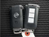◆スマートキー◆カギをバッグやポケットに入れたままでもドアロックの開閉ができる『スマートキー』付き!雨天や暗くなってもカギを取り出す必要がなくドアの開錠&エンジンも始動できます