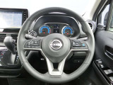 ちょうどいい大きさのハンドルです♪スイスイ運転できますよ♪