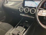 メルセデス・ベンツ車は、妥協を許さない常に高水準の技術と品質をもって製造されており、いつもでも変わらぬ価値を提供いたしております。