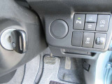 【レンタアップ車】レンタカー車両は、徹底した点検・整備・清掃が義務づけられております。そのため通常使用されていたお車よりも高品質な状態を保たれていると言えます。